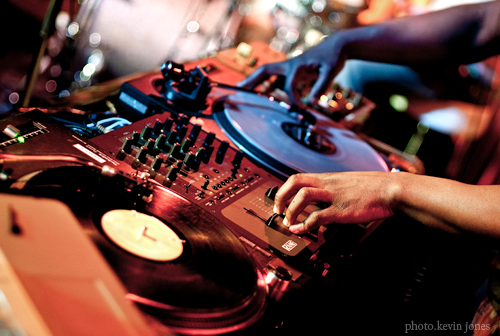 Grand Analog